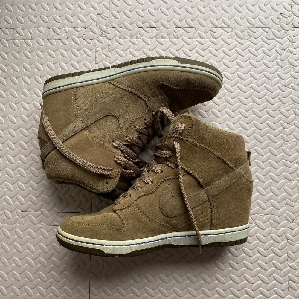 Nike Dunk Sky High